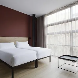 Aparthotel Allada 3*, Barcellona